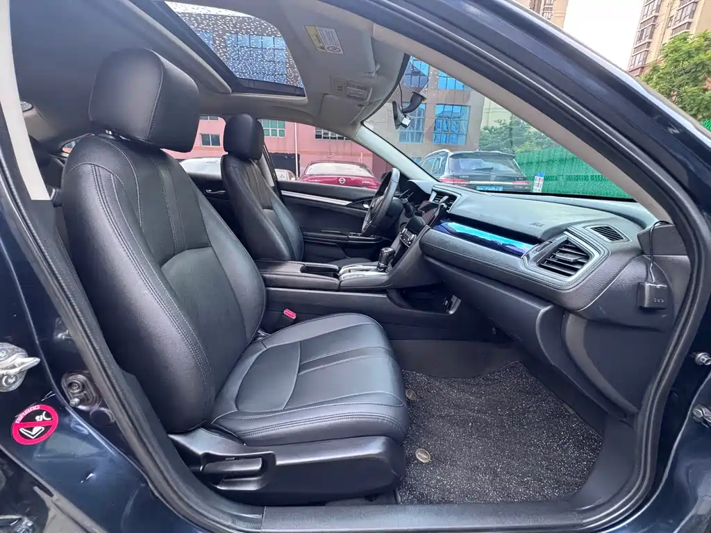Honda Civic — фото 6