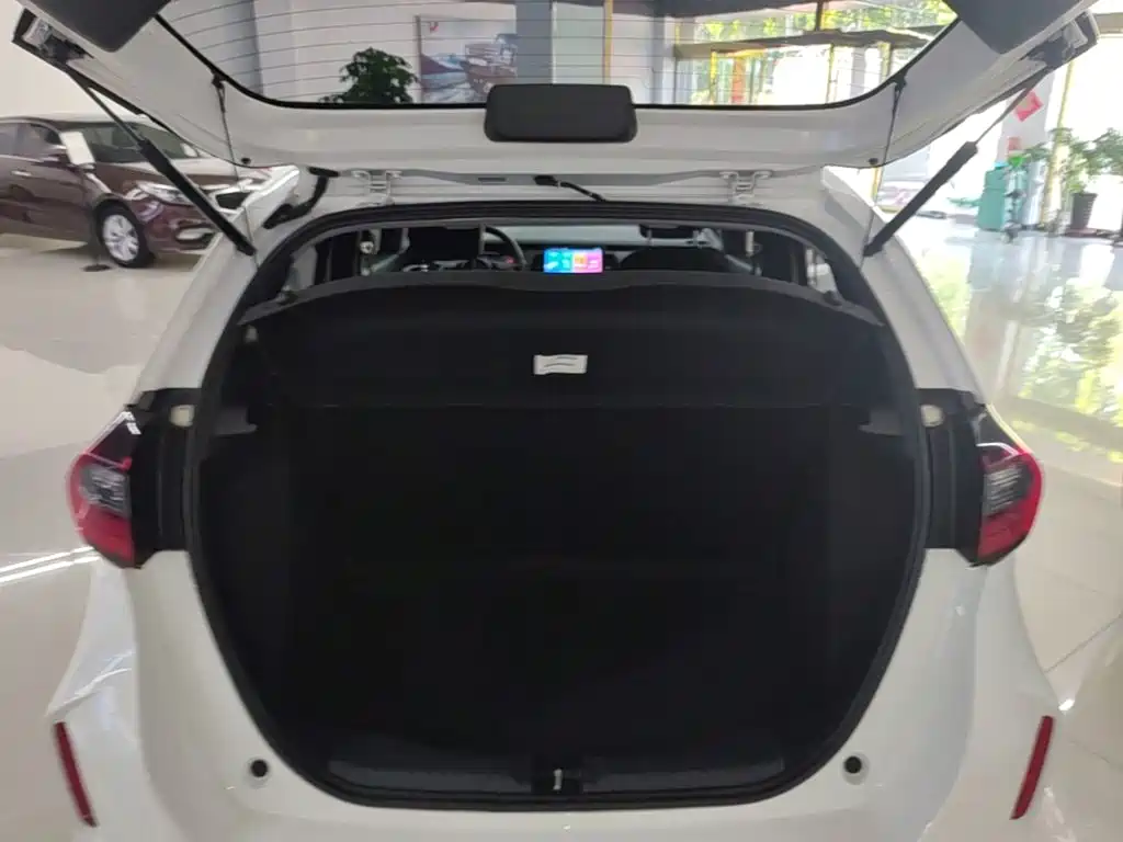 Honda Fit — фото 19