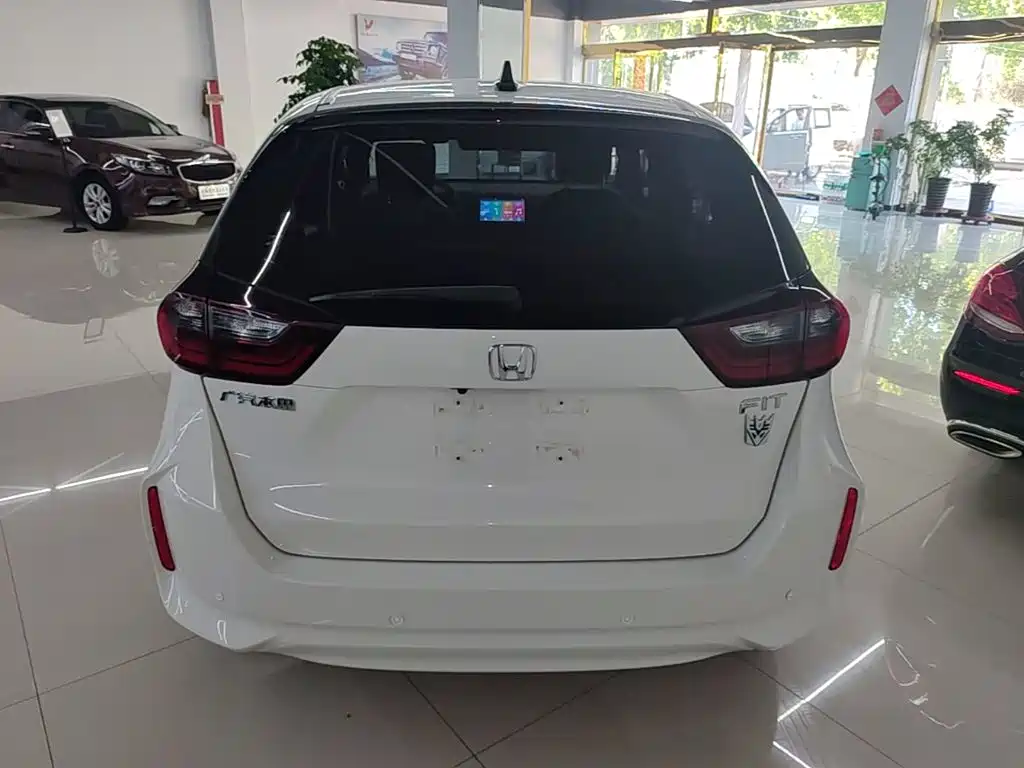Honda Fit — фото 6