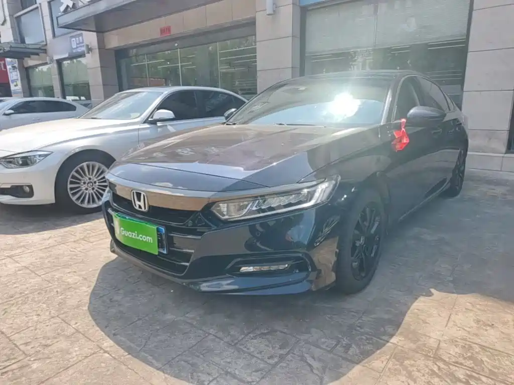 Honda Accord — фото 2