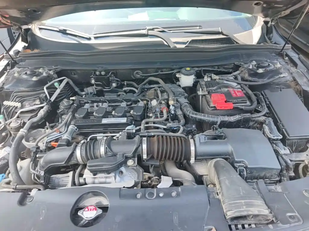 Honda Accord — фото 20