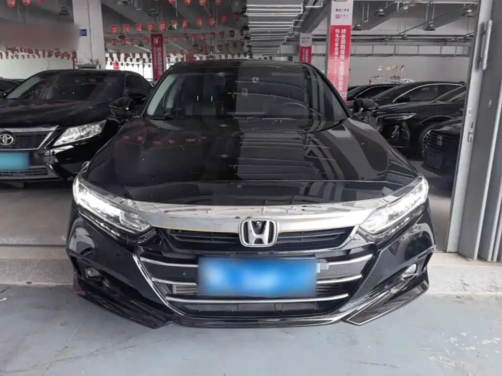 Honda Accord — фото 3