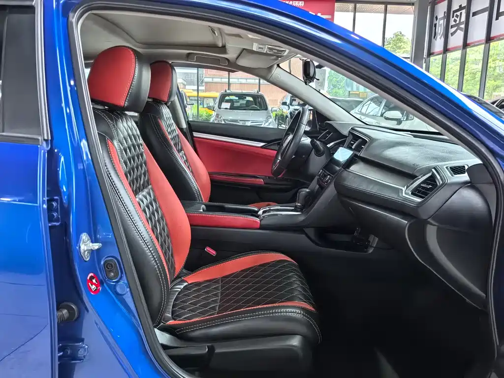 Honda Civic — фото 9