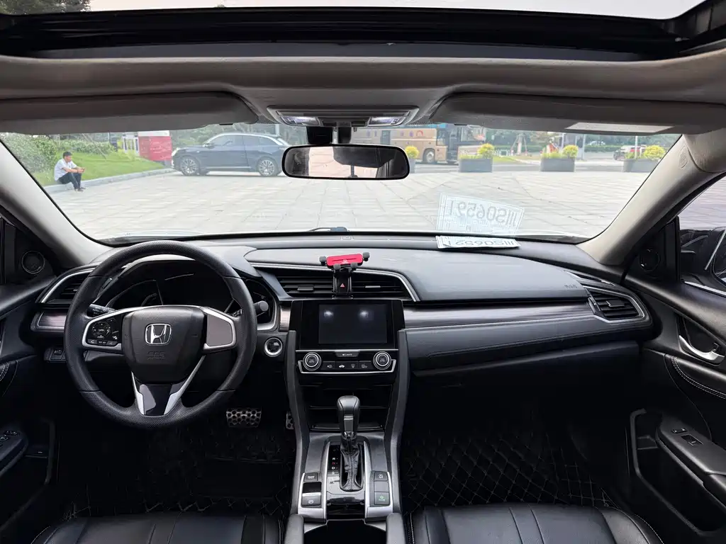 Honda Civic — фото 13