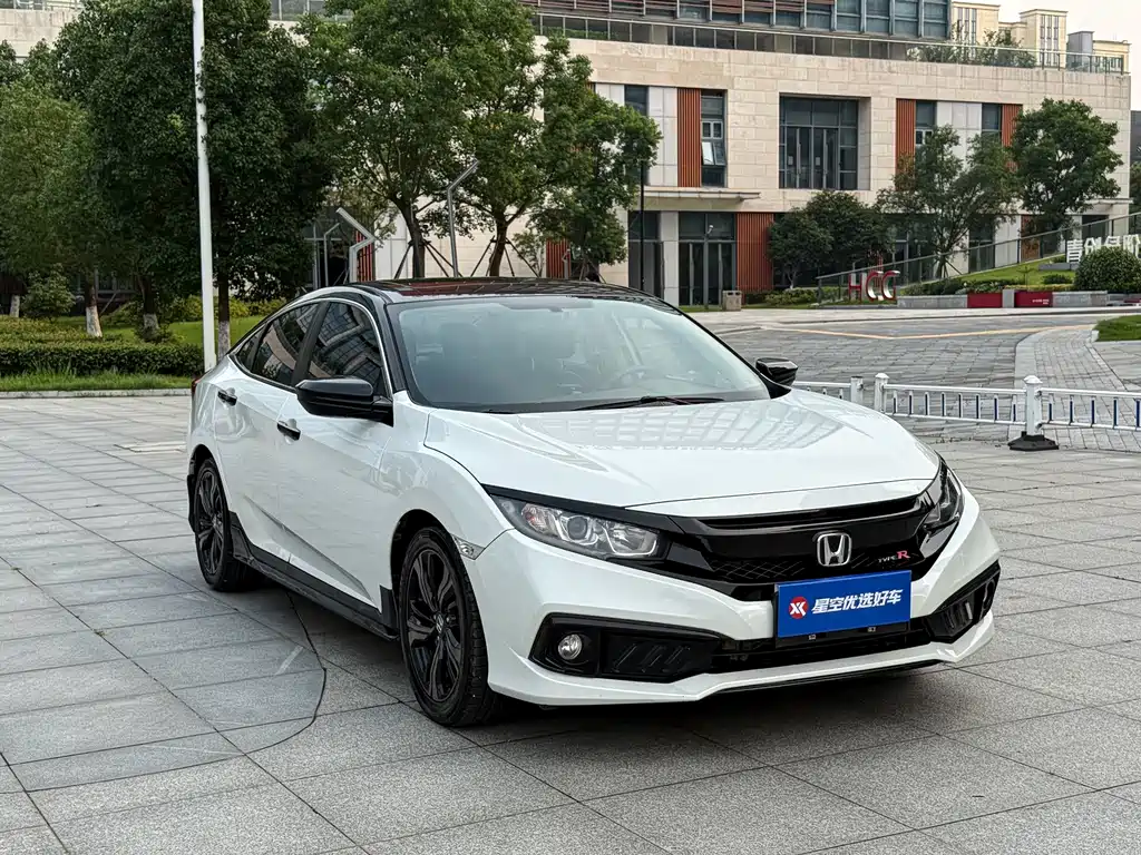 Honda Civic — фото 3