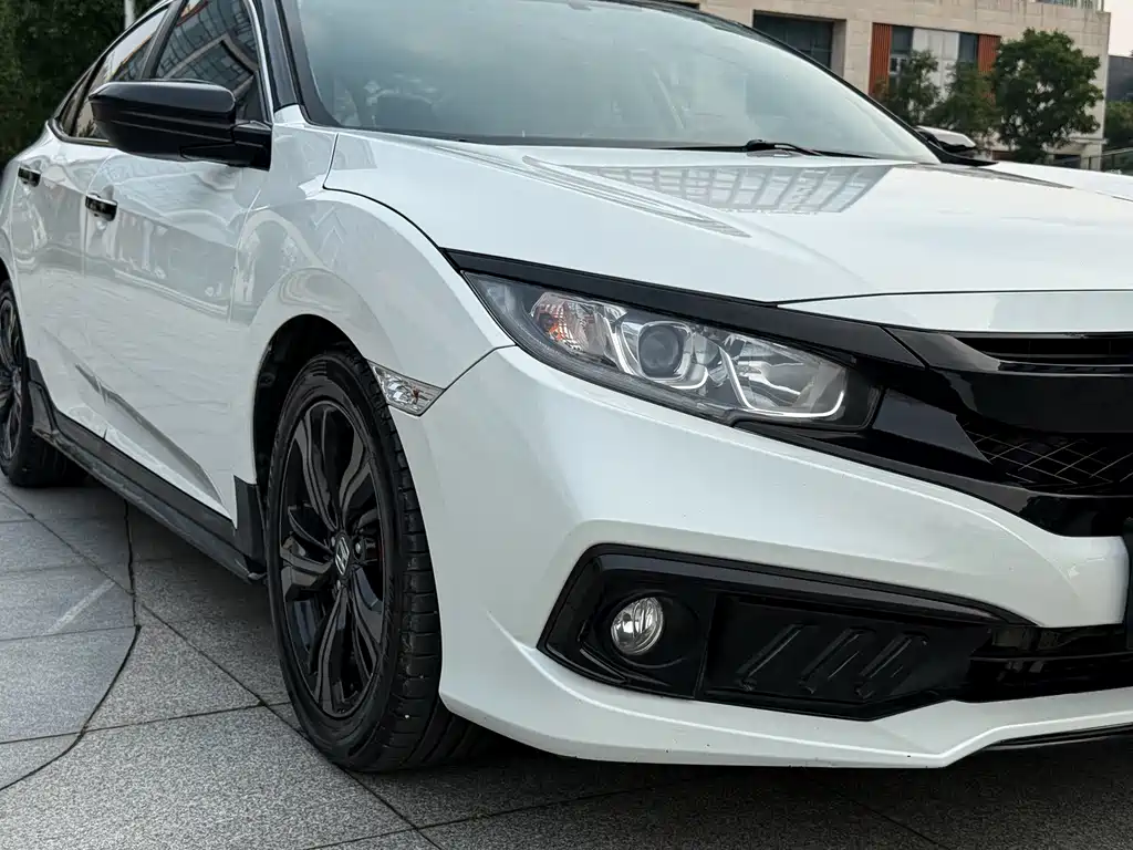 Honda Civic — фото 4