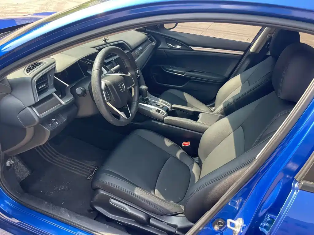 Honda Civic — фото 9