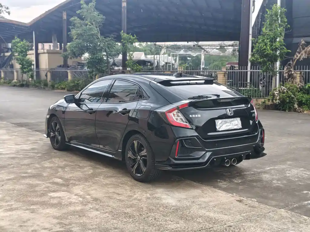 Honda Civic — фото 8
