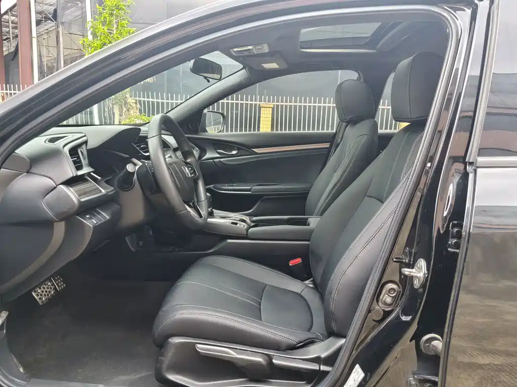 Honda Civic — фото 9