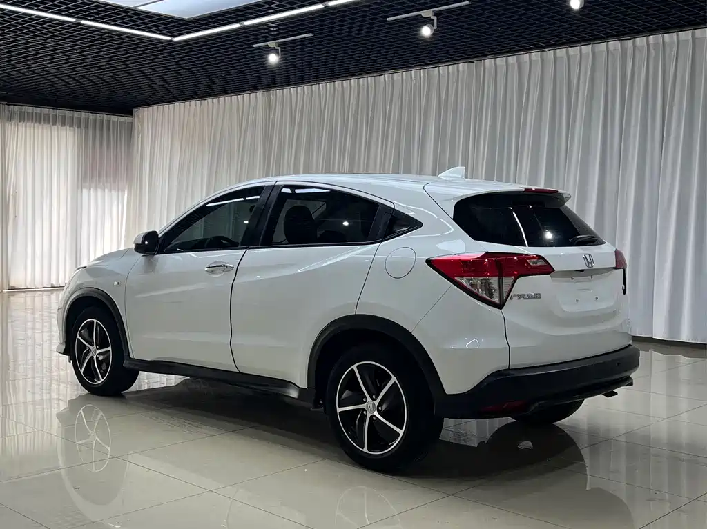 Honda Vezel — фото 4