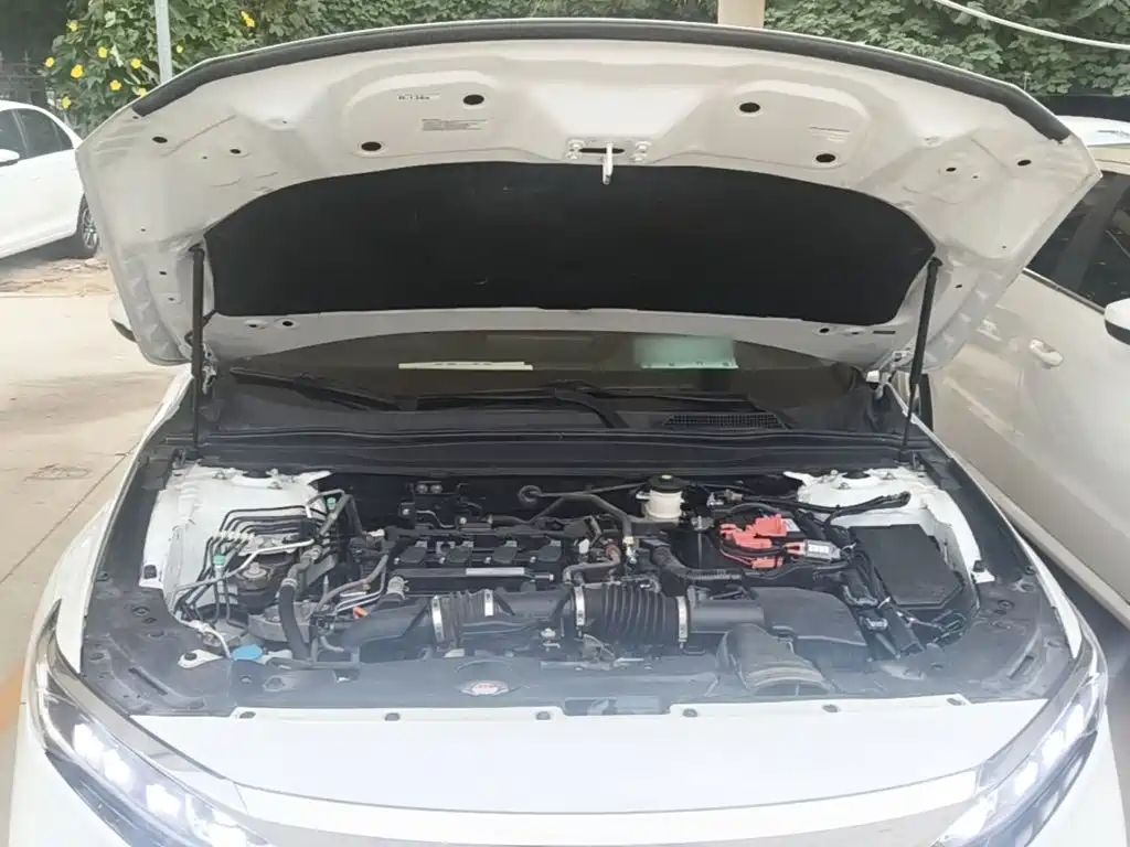Honda Accord — фото 20