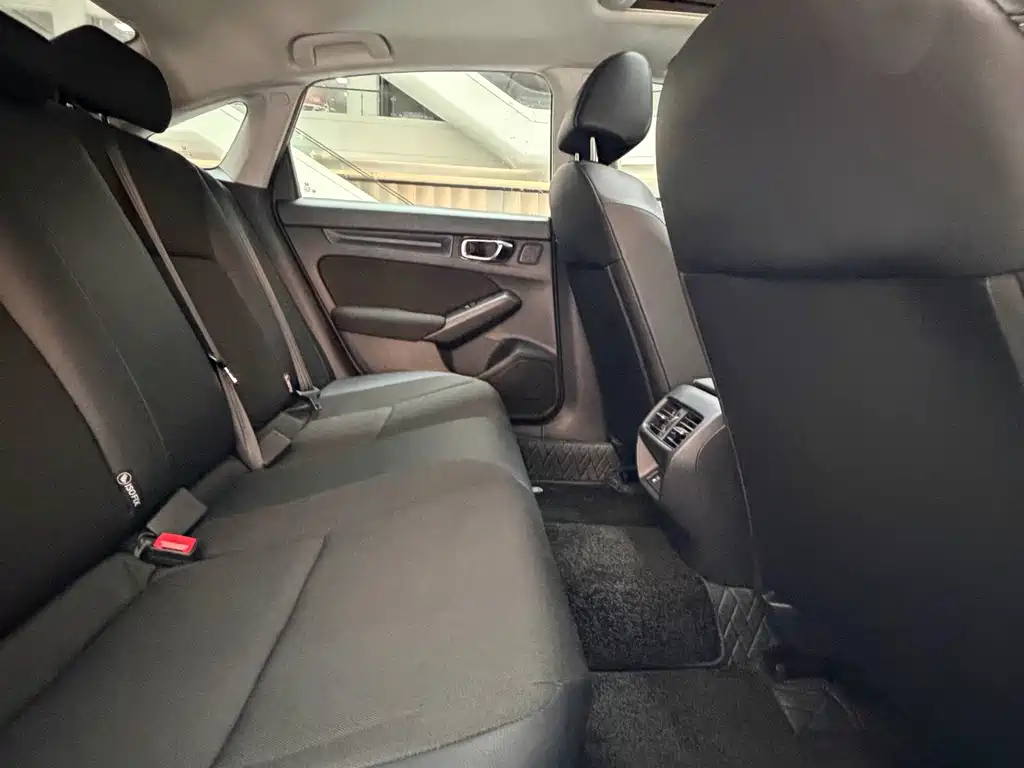 Honda Civic — фото 11