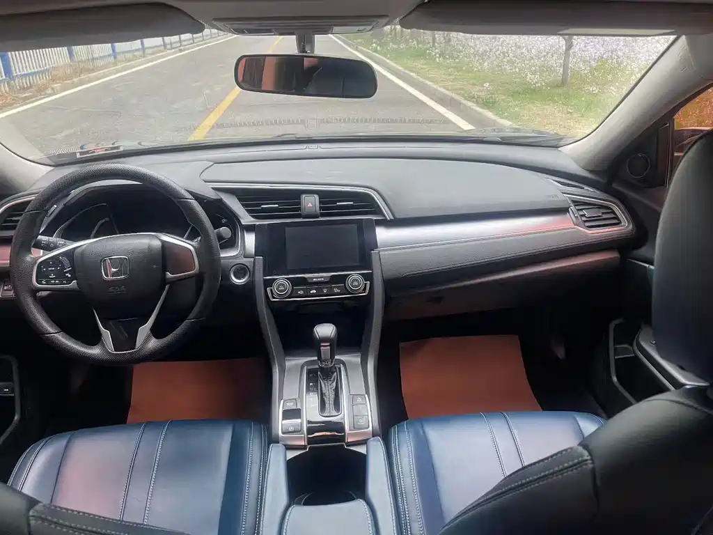 Honda Civic — фото 6