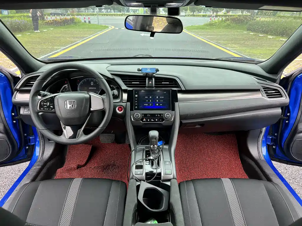 Honda Civic — фото 14