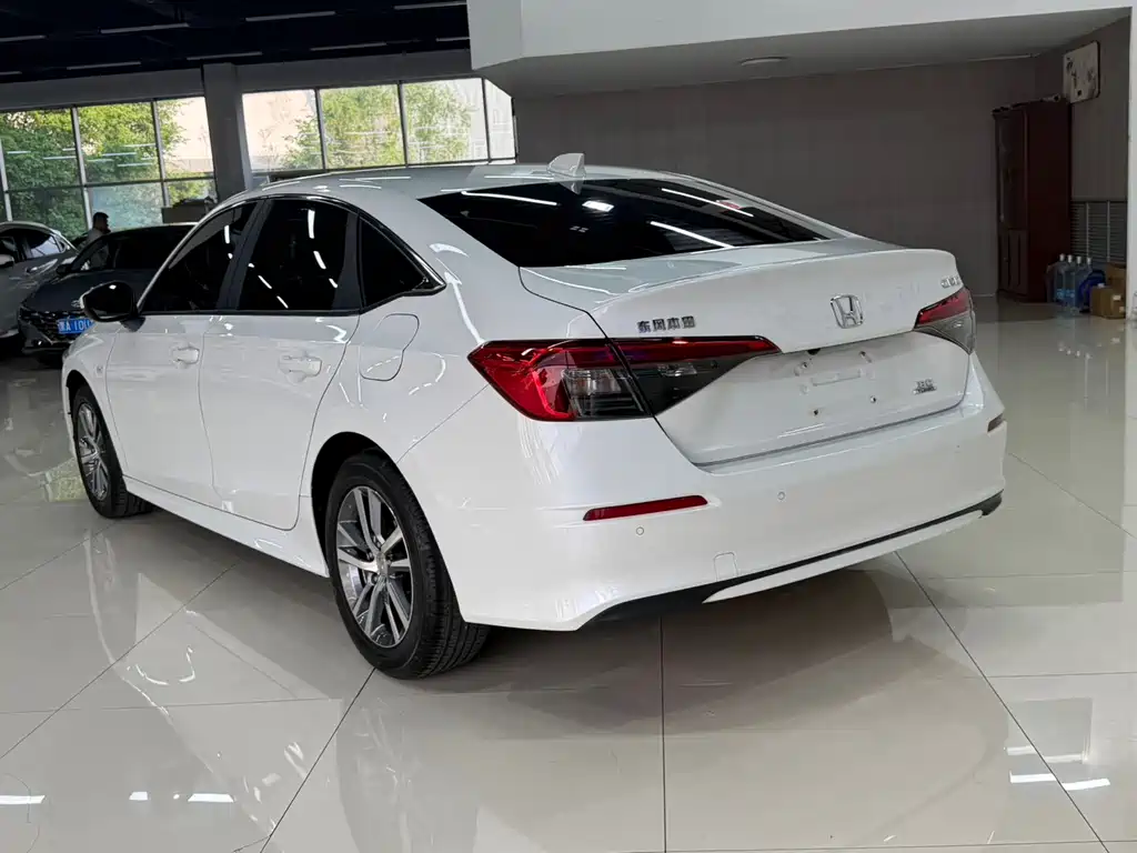 Honda Civic — фото 4