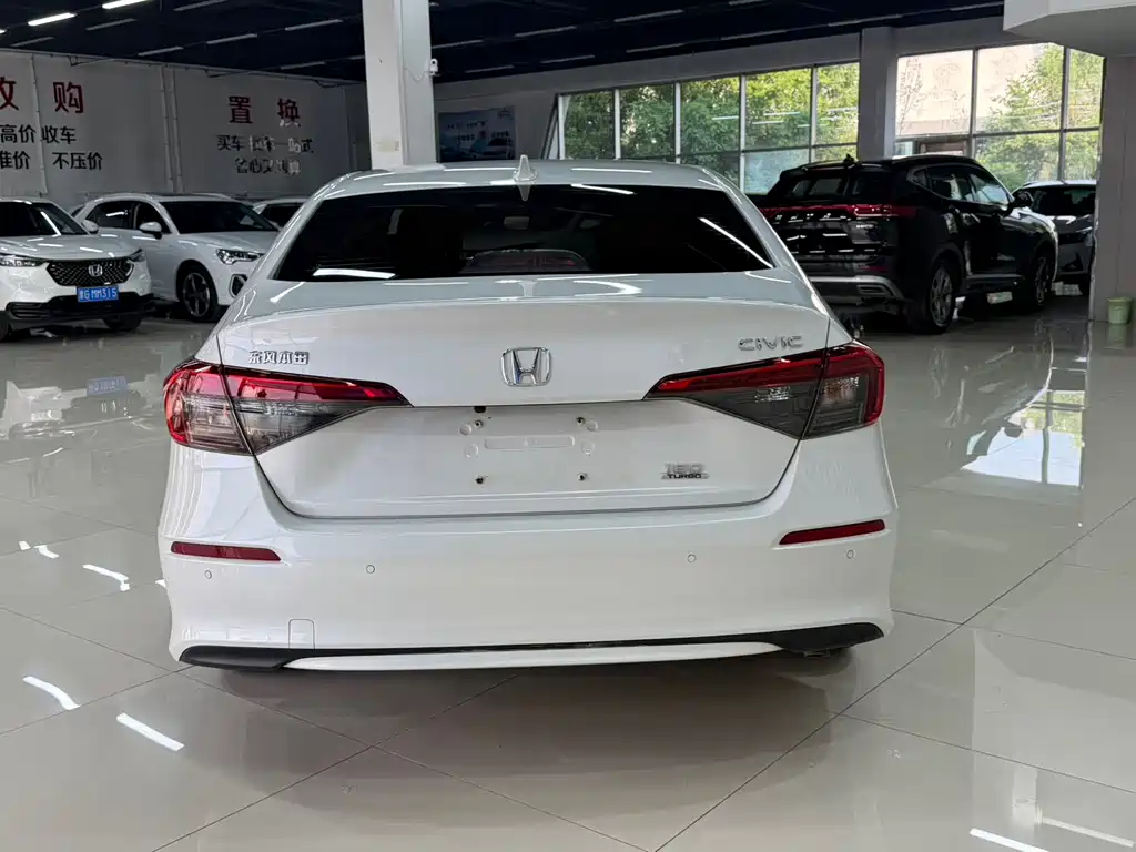 Honda Civic — фото 5