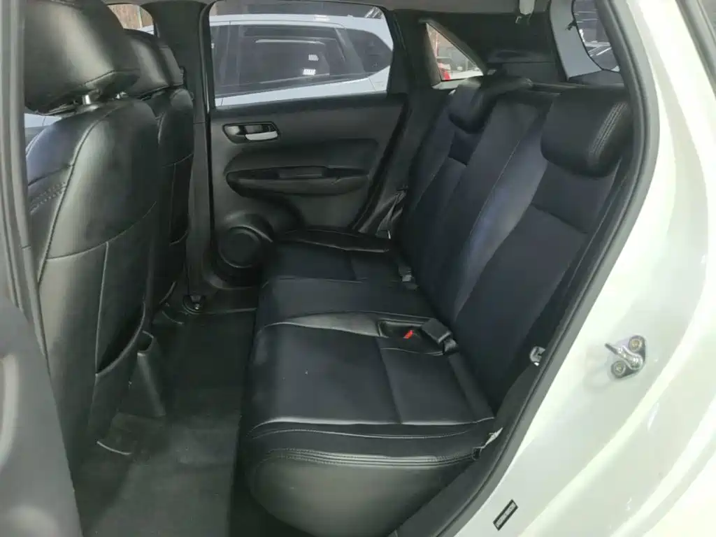 Honda Fit — фото 17