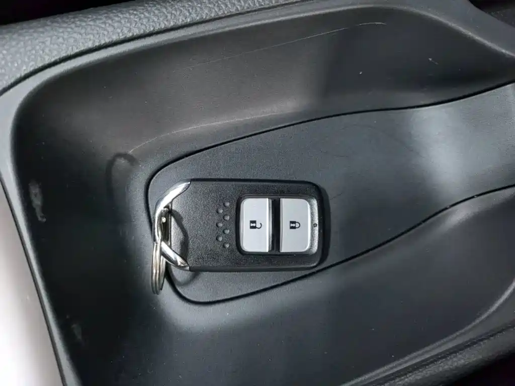 Honda Fit — фото 9