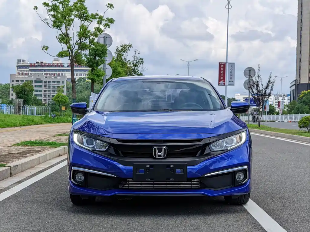 Honda Civic — фото 2