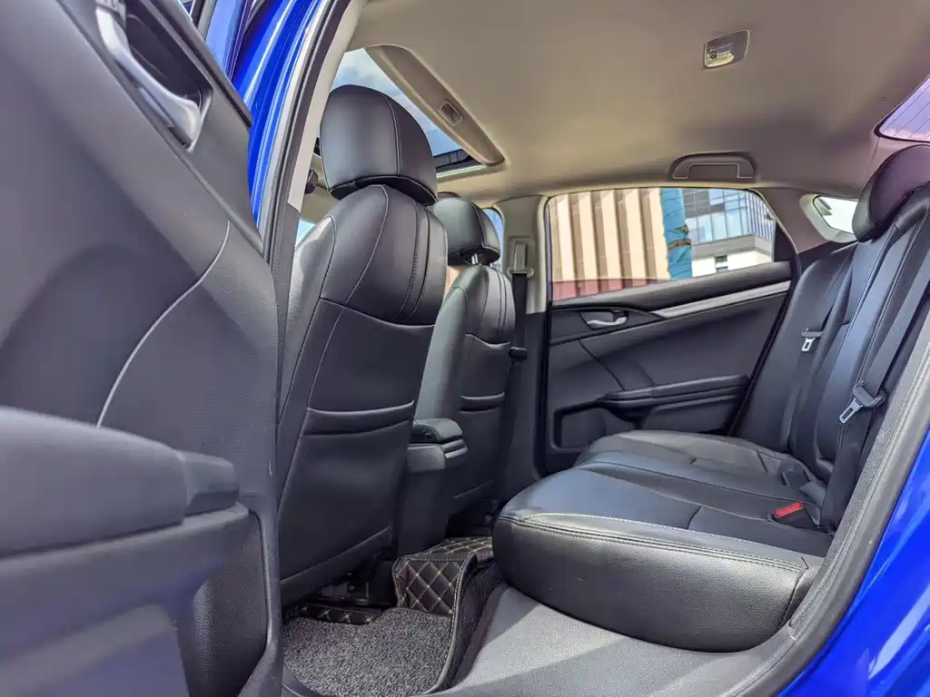 Honda Civic — фото 9