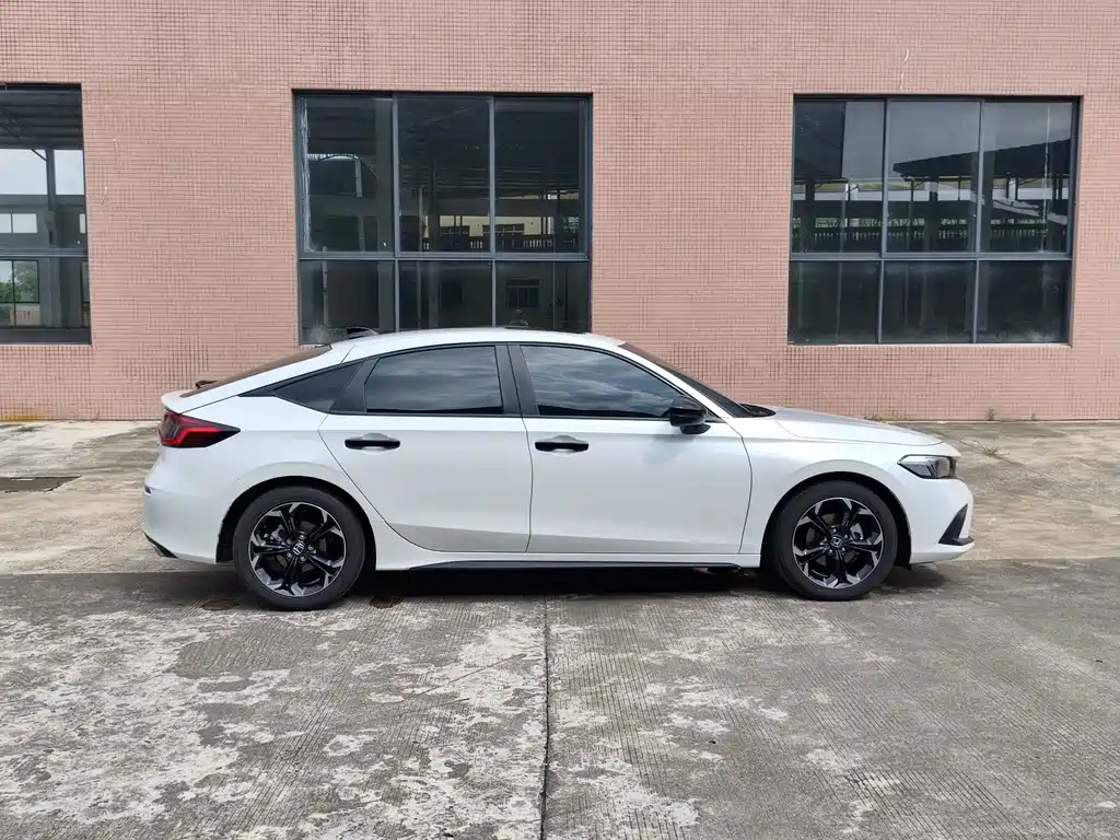 Honda Civic — фото 4