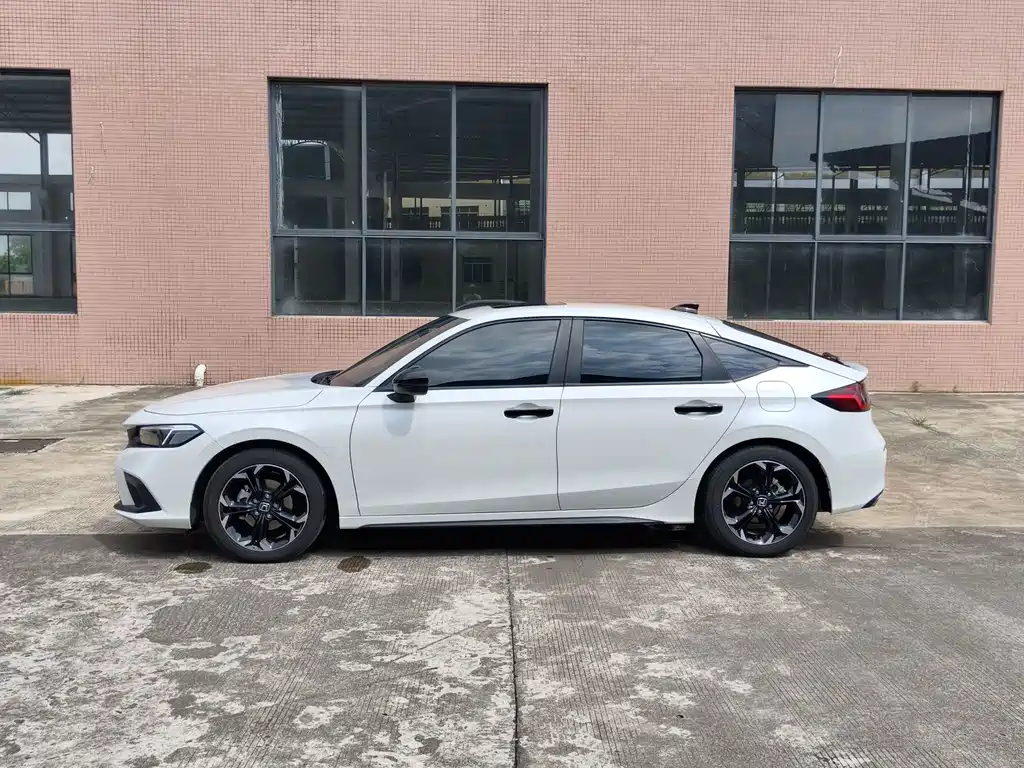 Honda Civic — фото 5