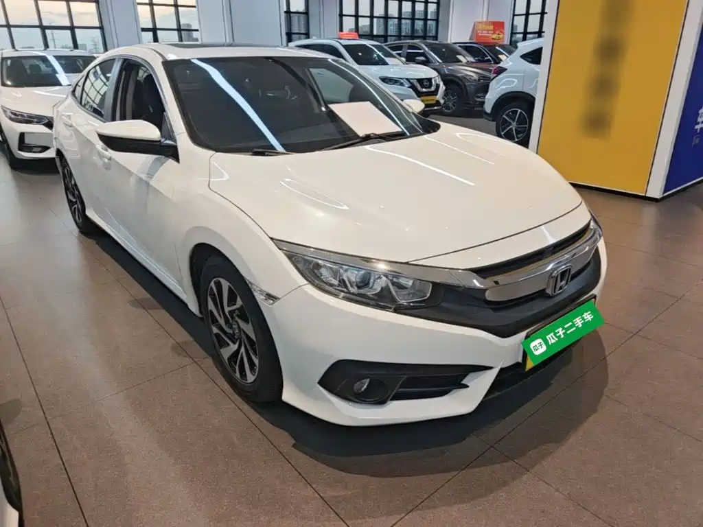 Honda Civic — фото 4