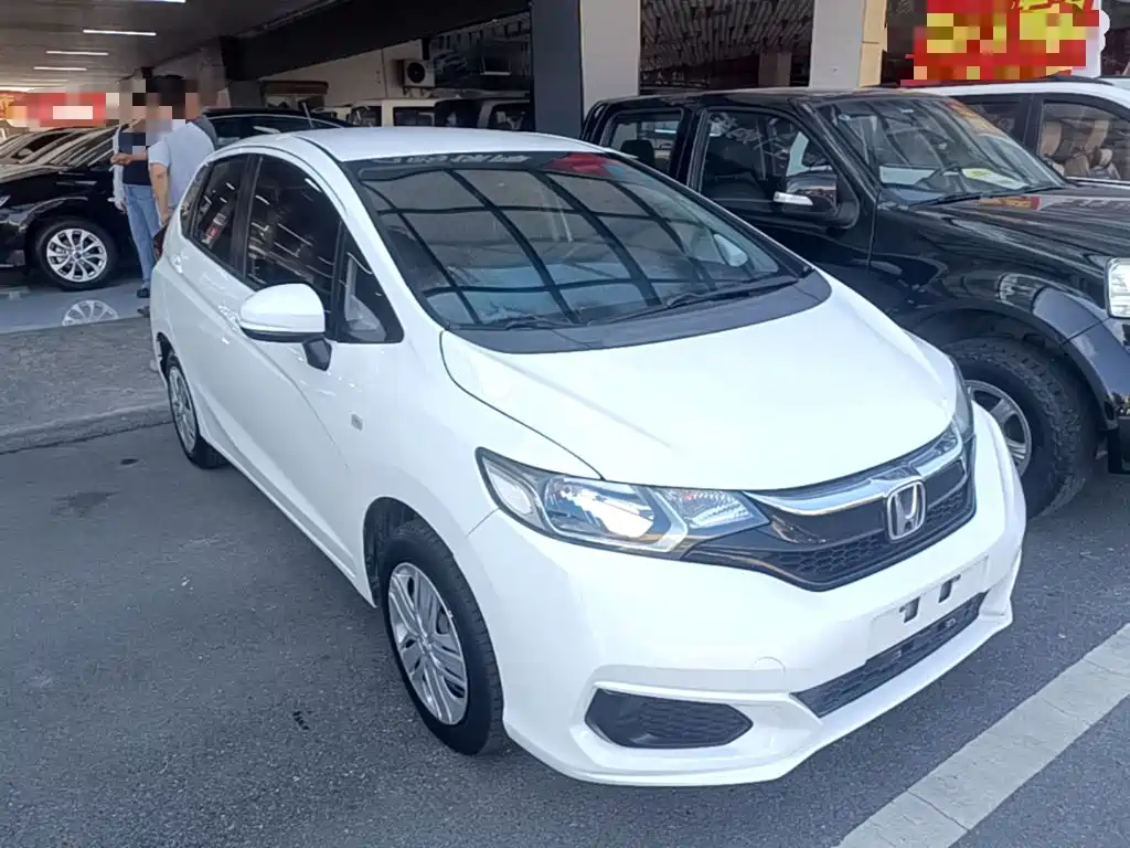 Honda Fit — фото 4