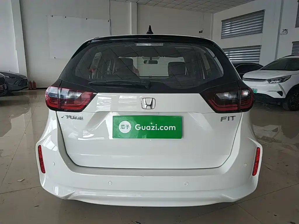 Honda Fit — фото 6