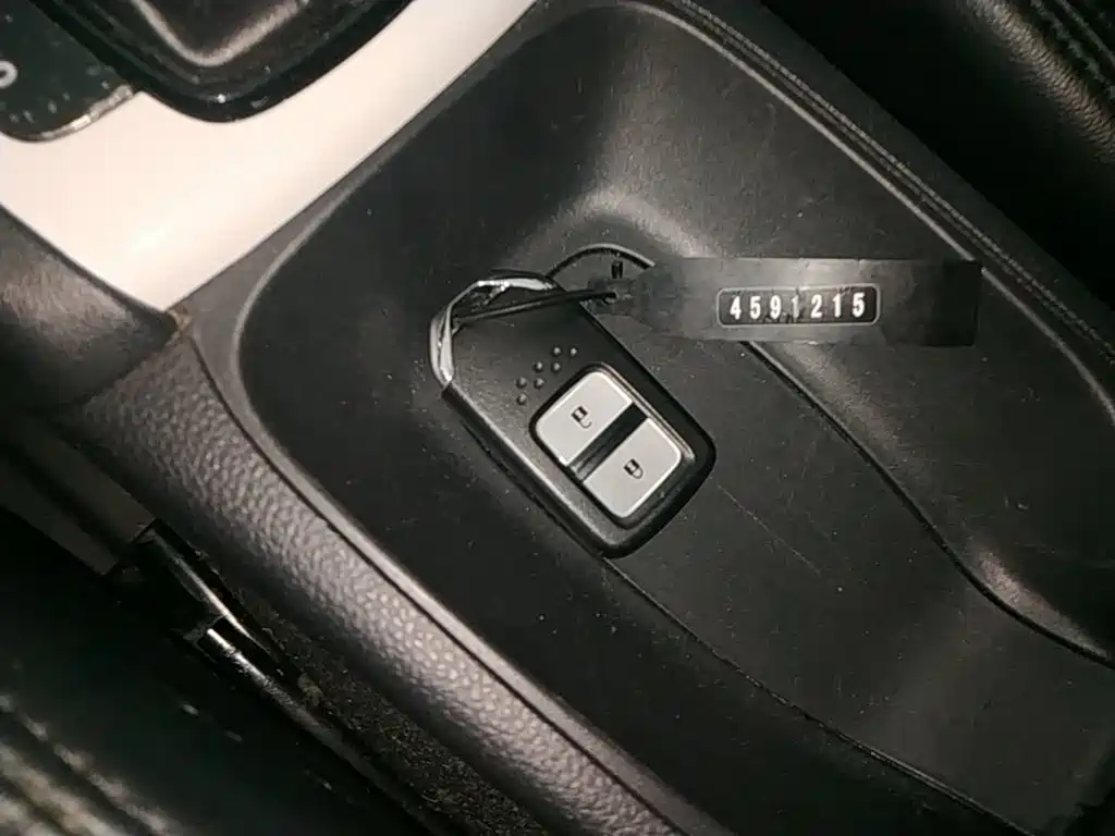 Honda Fit — фото 9