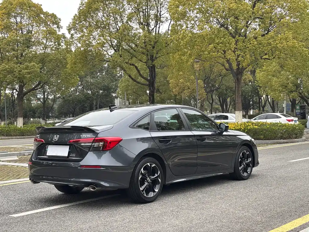 Honda Civic — фото 6