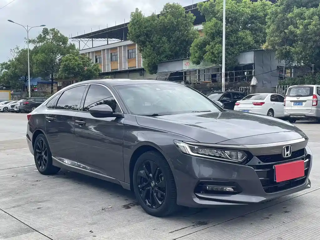 Honda Accord — фото 3