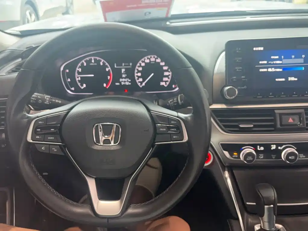 Honda Accord — фото 3