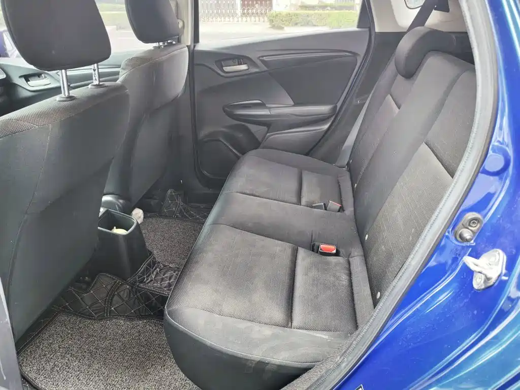 Honda Fit — фото 13