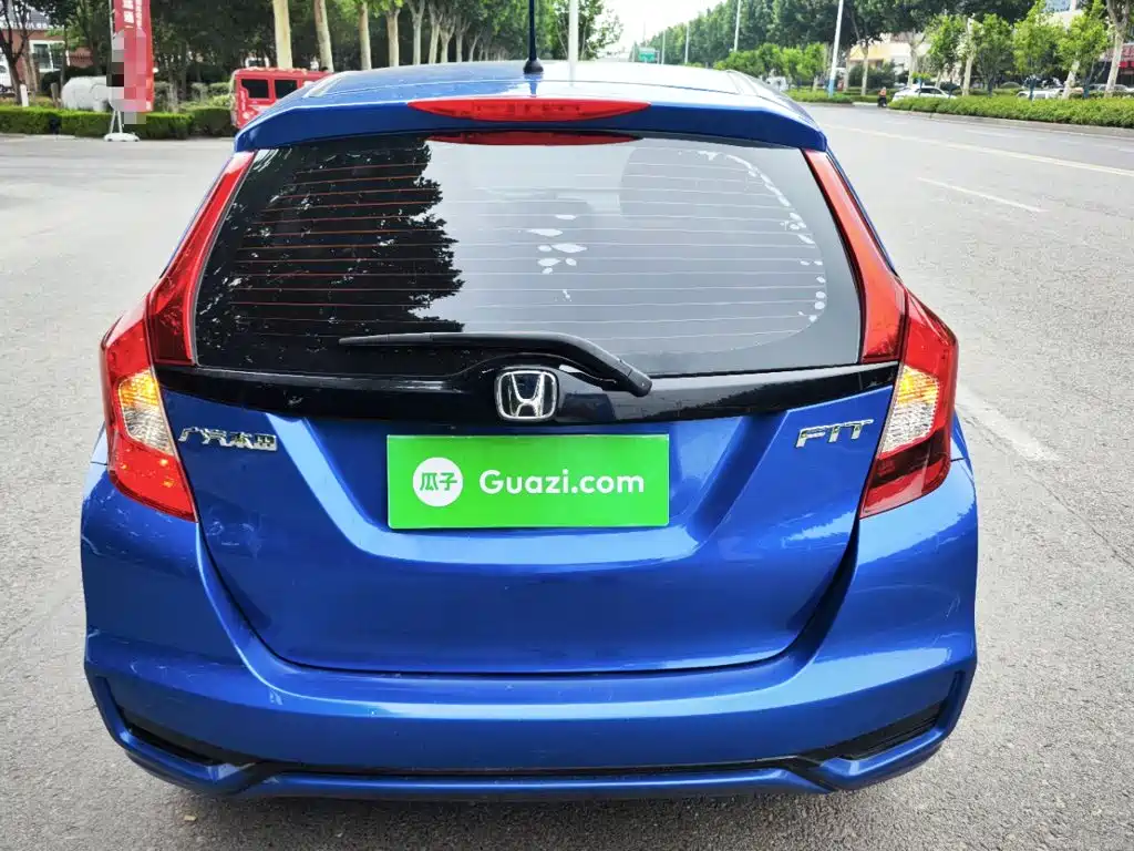 Honda Fit — фото 4