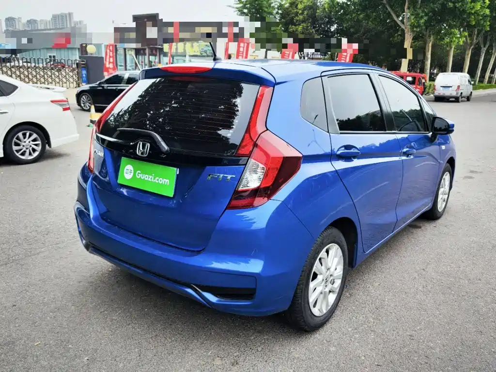 Honda Fit — фото 5
