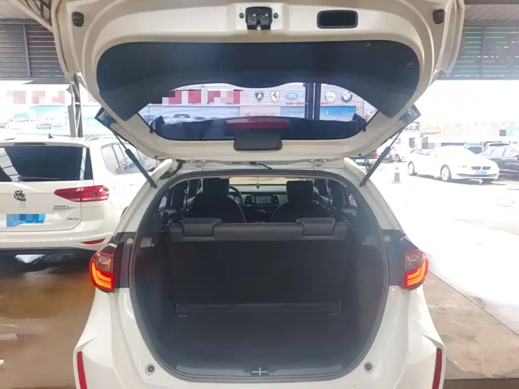 Honda Fit — фото 19