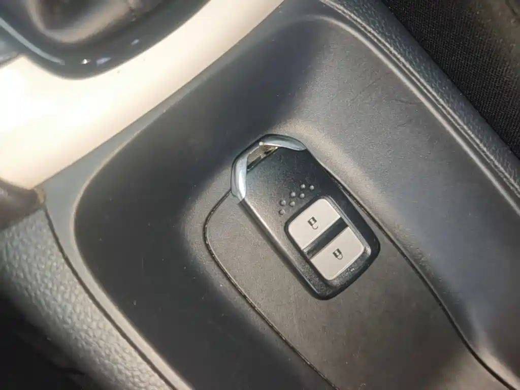 Honda Fit — фото 9