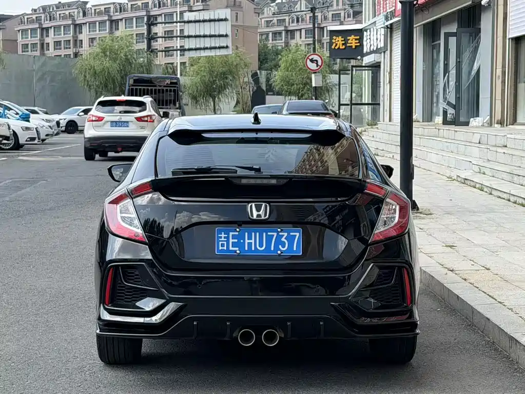Honda Civic — фото 8
