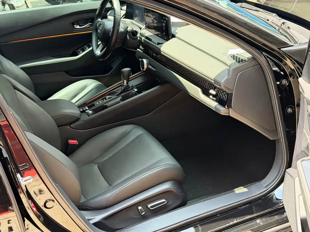 Honda Accord — фото 6