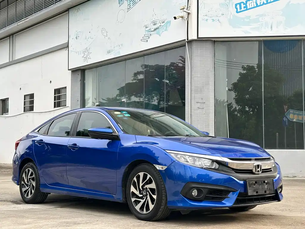 Honda Civic — фото 3
