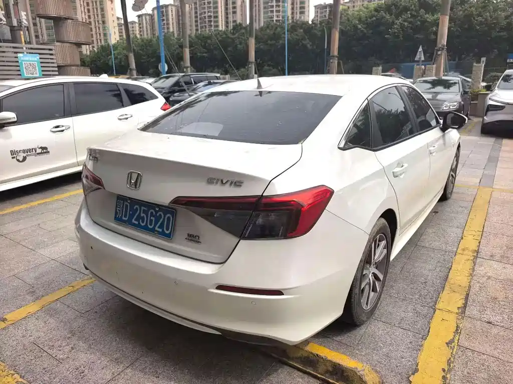 Honda Civic — фото 6