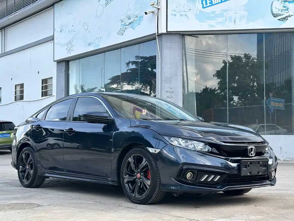 Honda Civic — фото 3