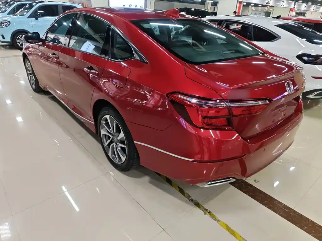 Honda Inspire — фото 23