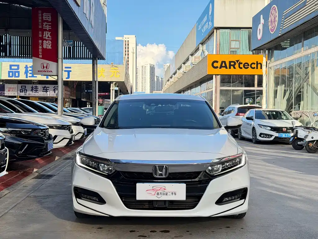 Honda Accord — фото 2
