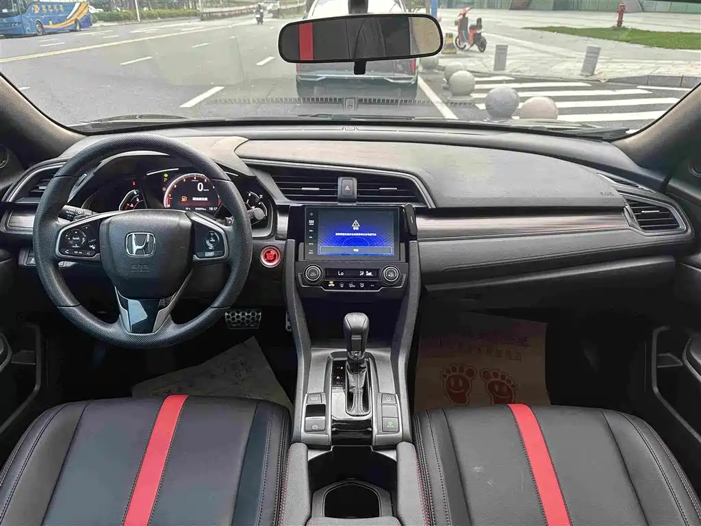 Honda Civic — фото 5