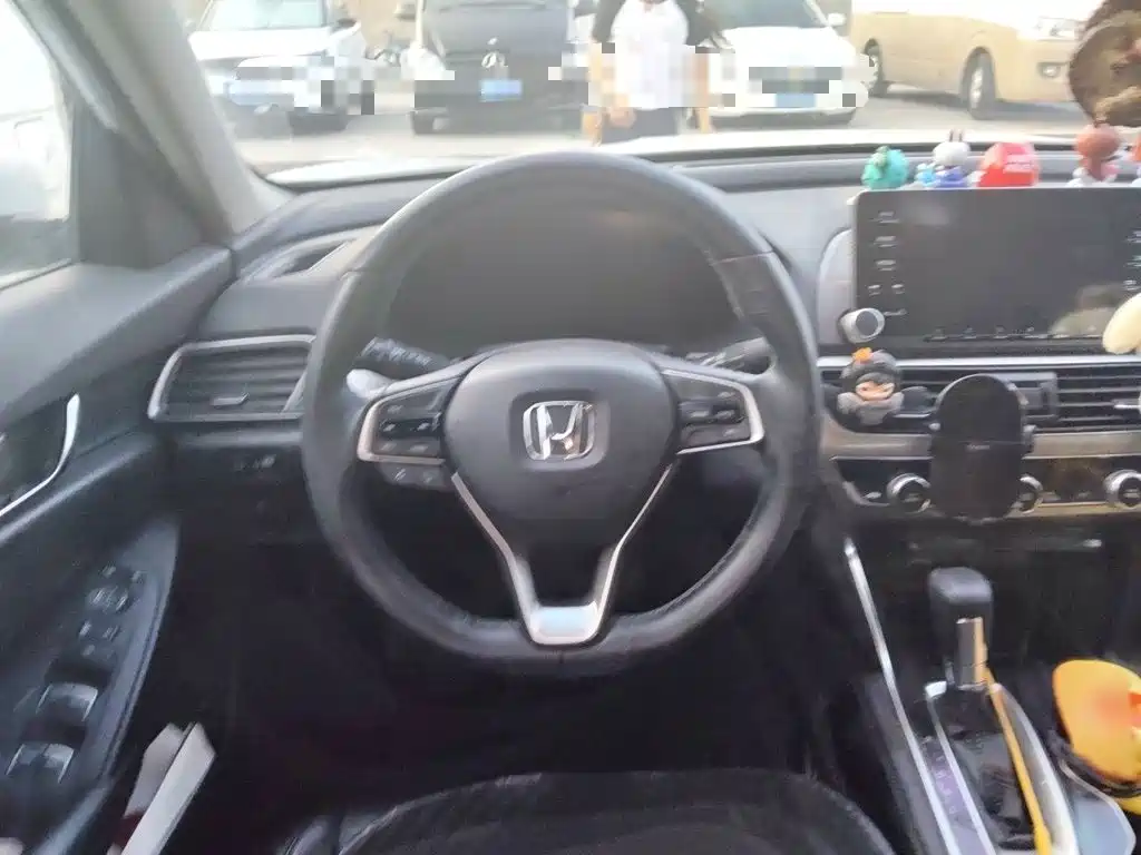 Honda Accord — фото 3