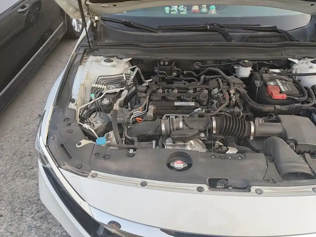Honda Accord — фото 21