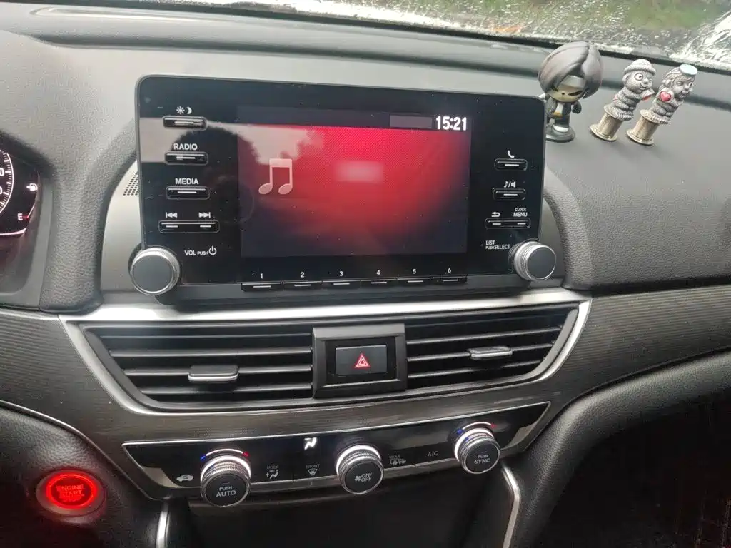 Honda Accord — фото 6