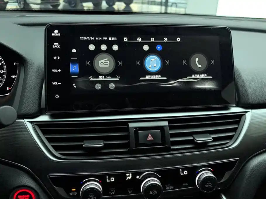 Honda Accord — фото 13